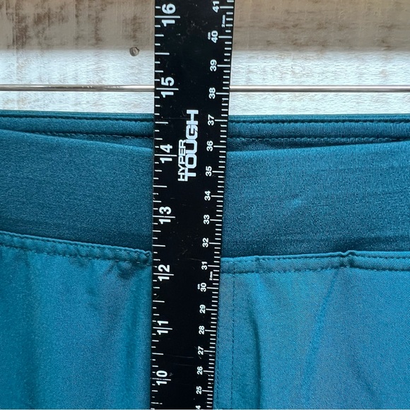 FIGS Axim Cargo Scrub Pants Mens 2XL Green Straight Leg NWT - Picture 11 of 12